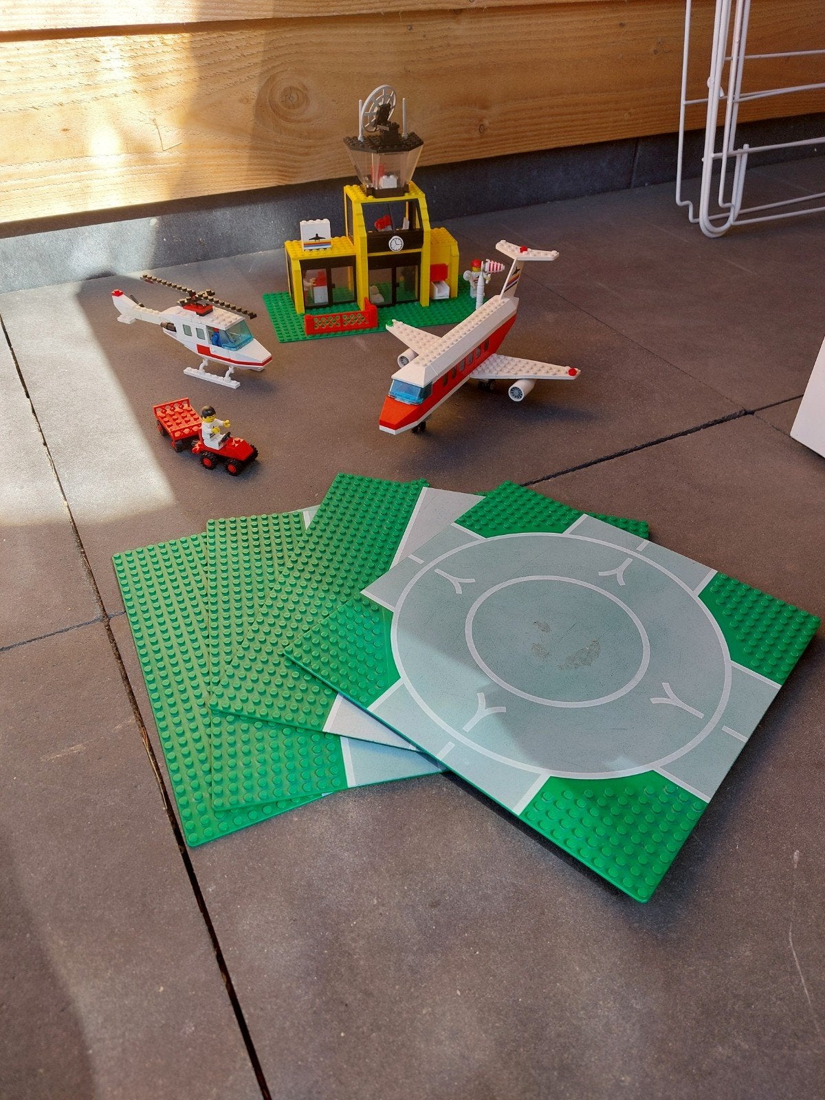 LEGO-set 6392 Airport compleet met boekje, Compleet, Gebruikt, Overige thema's, Verzenden