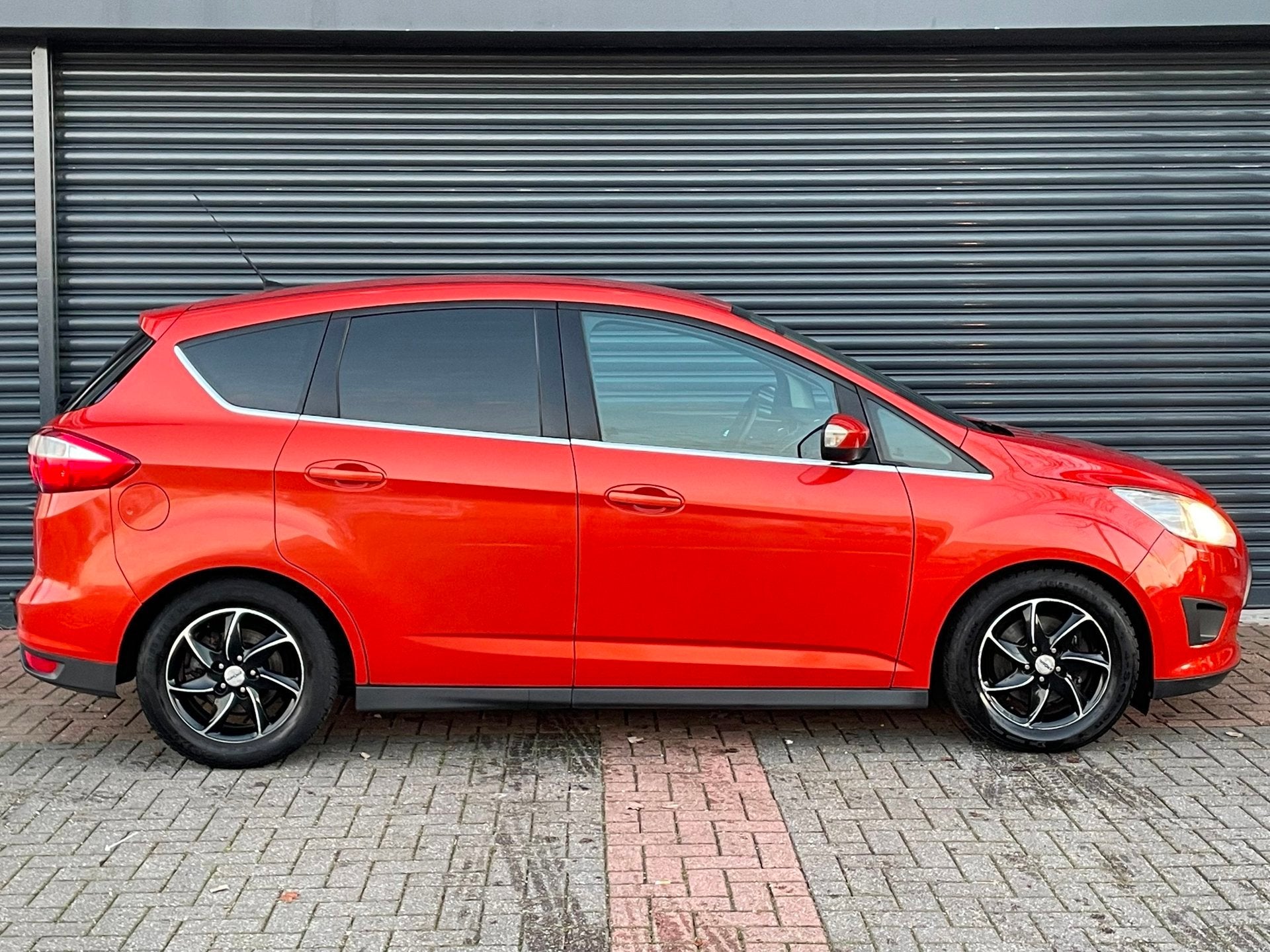 Ford C-Max 1.6 EcoBoost 150 Pk Titanium Trekhaak | Stoelverw, Auto's, Voorwielaandrijving, Stof, Gebruikt, Zwart
