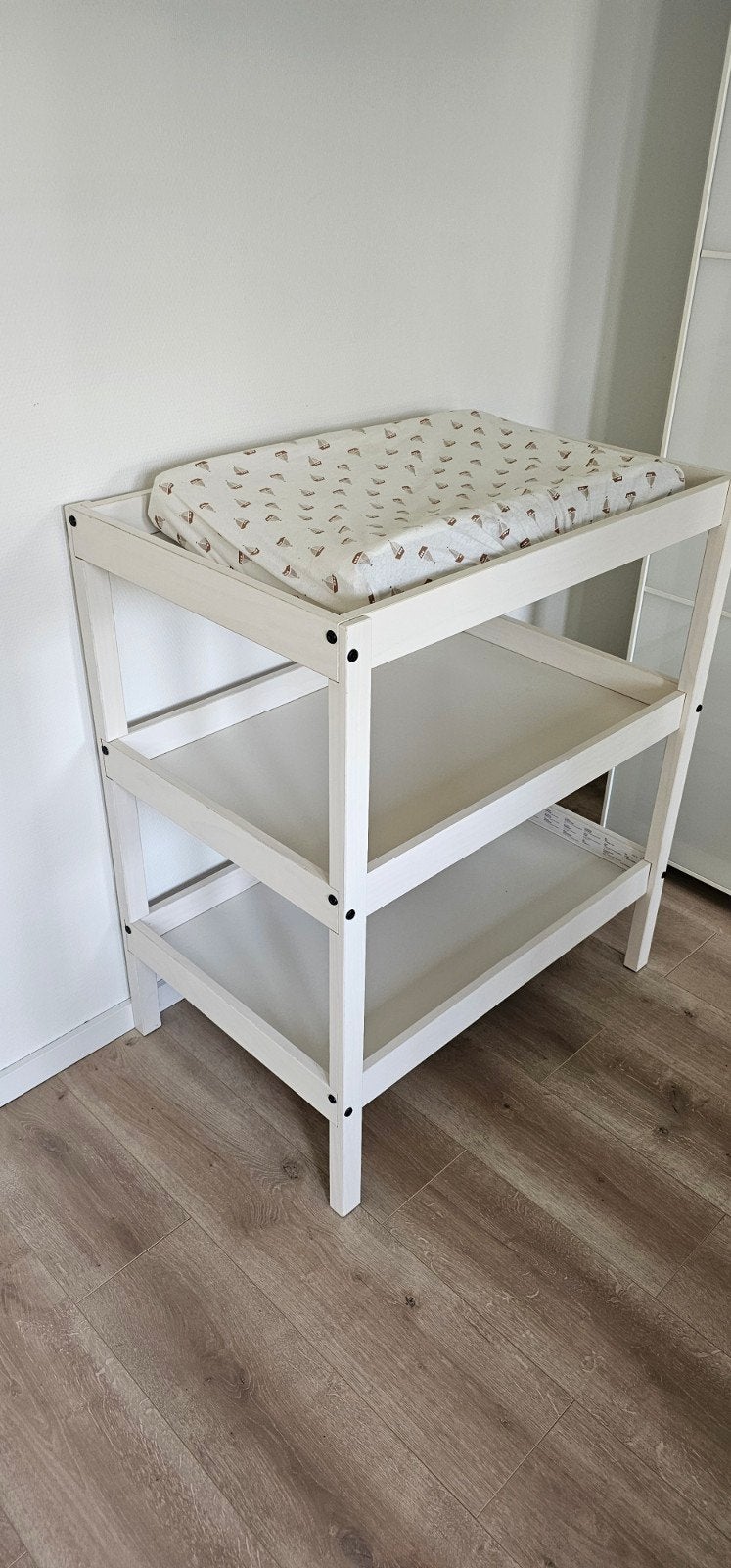 Witte IKEA Commode met 3 Lagen - Ideaal voor Babykamer, Ophalen, 50 tot 70 cm, Zo goed als nieuw, 75 tot 100 cm