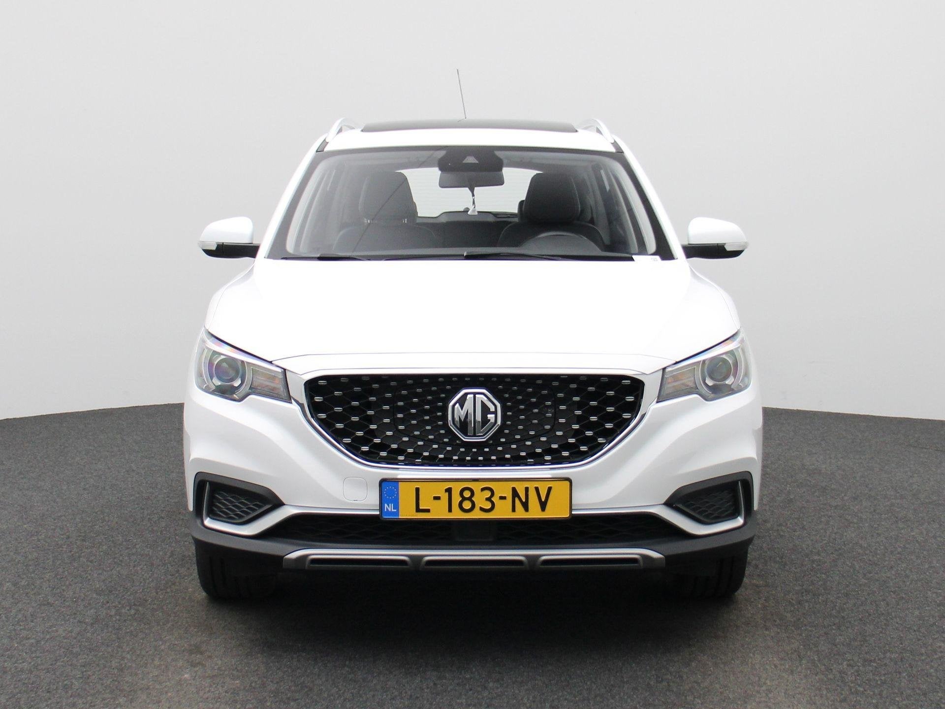 MG ZS EV Luxury 45 kWh | Apple Carplay/Android Auto | Panora, Auto's, Gebruikt, 143 pk, ZS, 1507 kg