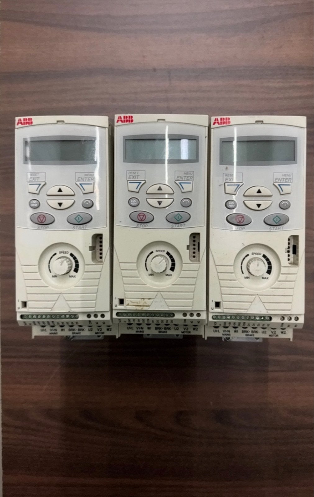 ABB ACS150-01E-04A7-2 Frequentieomvormer (1 stuks), Verzenden, Gebruikt