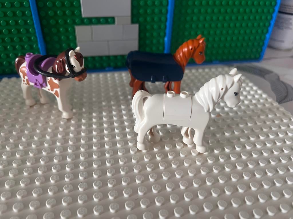 Lego friends dieren 3 paarden, Kinderen en Baby's, Speelgoed | Duplo en Lego, Ophalen of Verzenden, Zo goed als nieuw