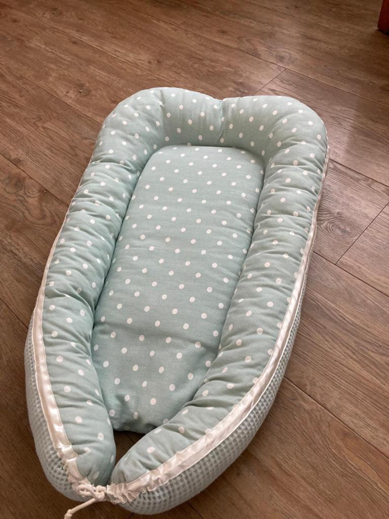 Babybestje groen handgemaakt, Ophalen of Verzenden, Zo goed als nieuw, Overige typen