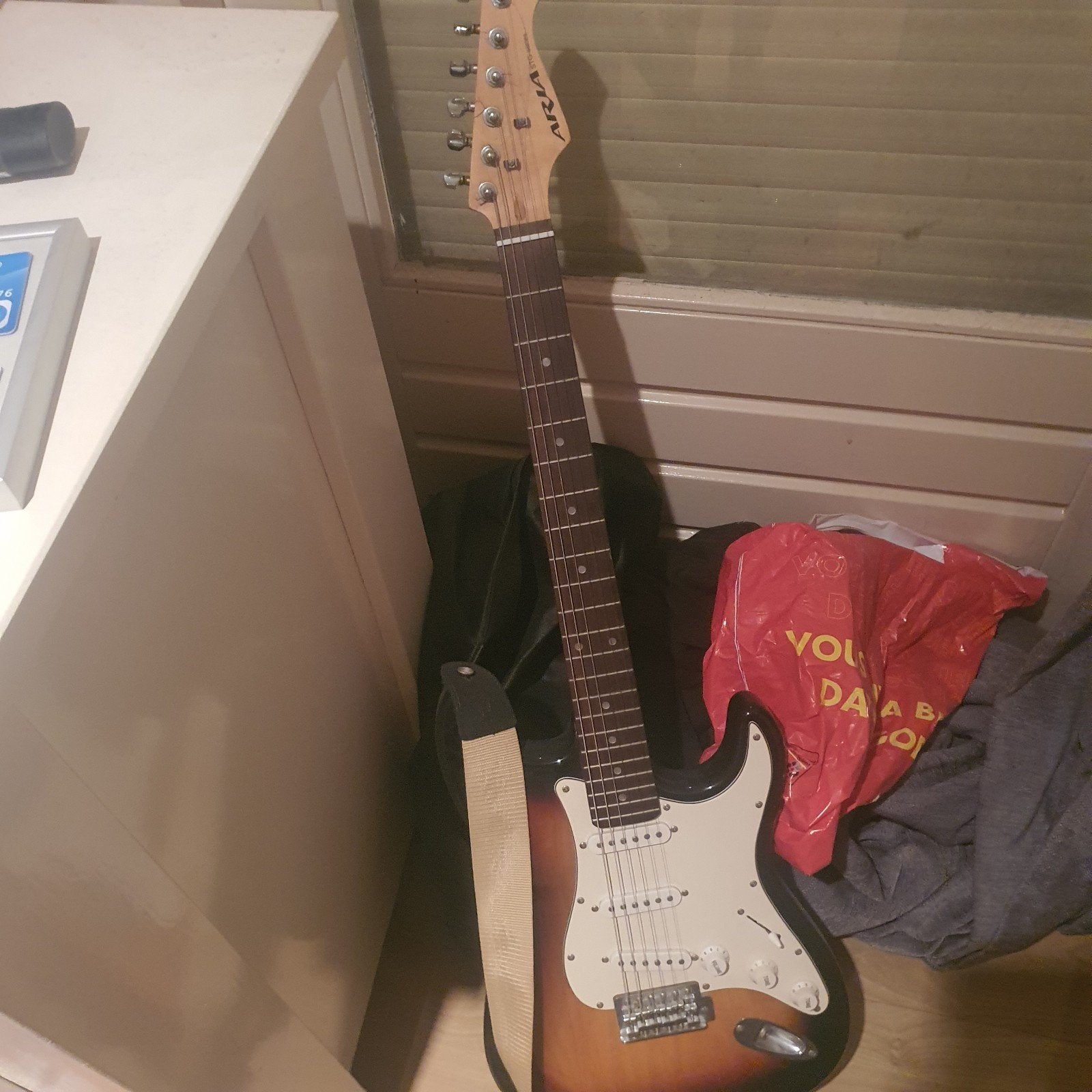 Aria STG-Series elektrische gitaar, Ophalen of Verzenden