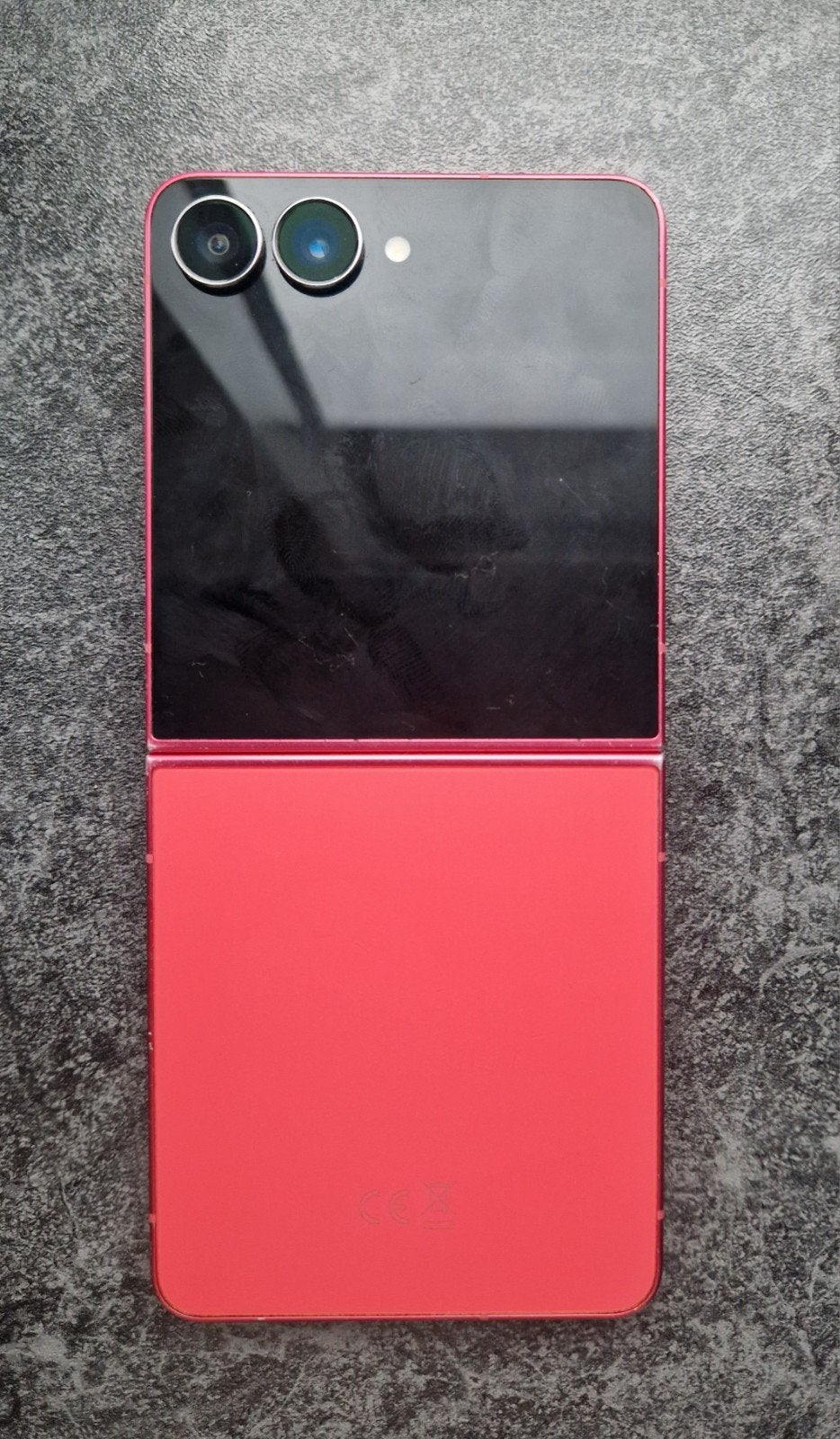 Samsung Galaxy Z Flip 7 Coral Red 256GB en Samsung watch 8, Touchscreen, Ophalen of Verzenden, Zo goed als nieuw, Zonder simlock