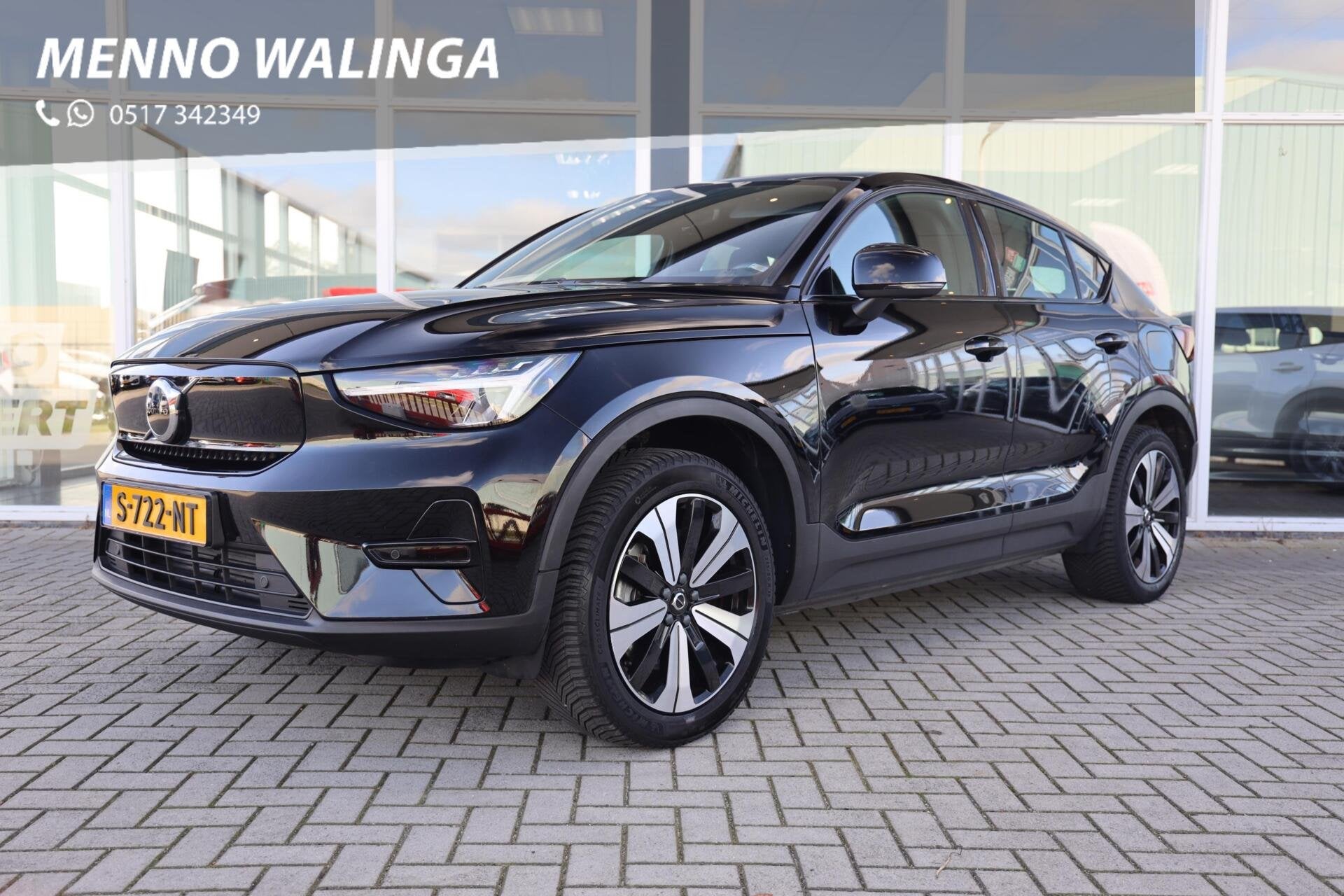Volvo C40 Recharge Core 69 kWh|Camera|Panoramadak|Carplay|Na, Auto's, Gebruikt, Met garantie (alle), Parkeersensor, Zwart