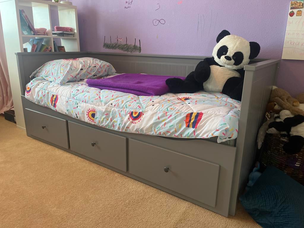 Hemnes bedbankje/logeerbed met opberglades, 70 tot 85 cm, Zo goed als nieuw, 180 cm of meer, Ophalen