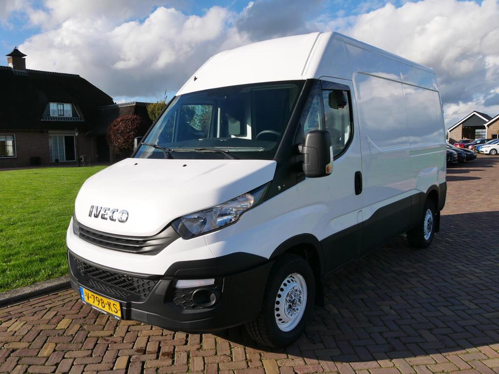 Iveco Daily 35S12V 2.3 352 H3 L 106.000KM! * 8999 EX BTW *, Gebruikt, Wit, Bedrijf, 2 stoelen