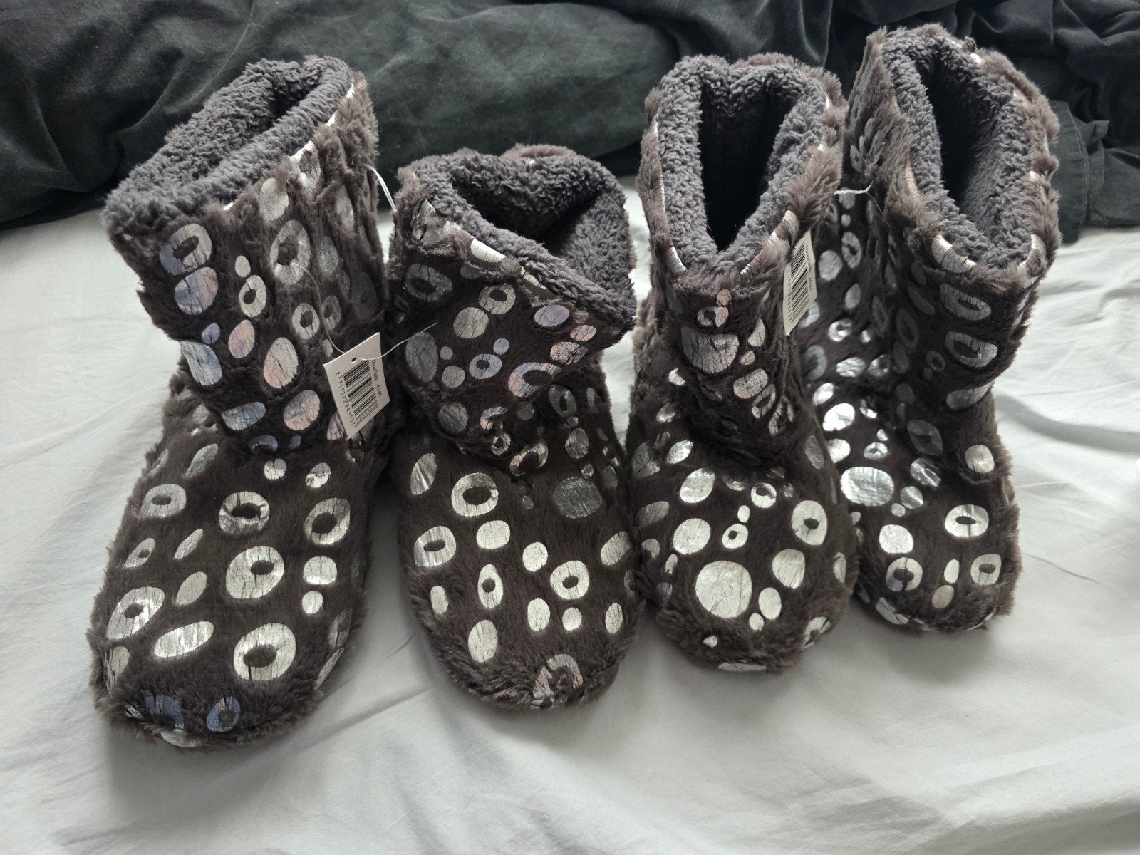 2x nieuw dames sloffen pantoffels maat 40/41, Ophalen of Verzenden, Nieuw, Pantoffels of Sloffen