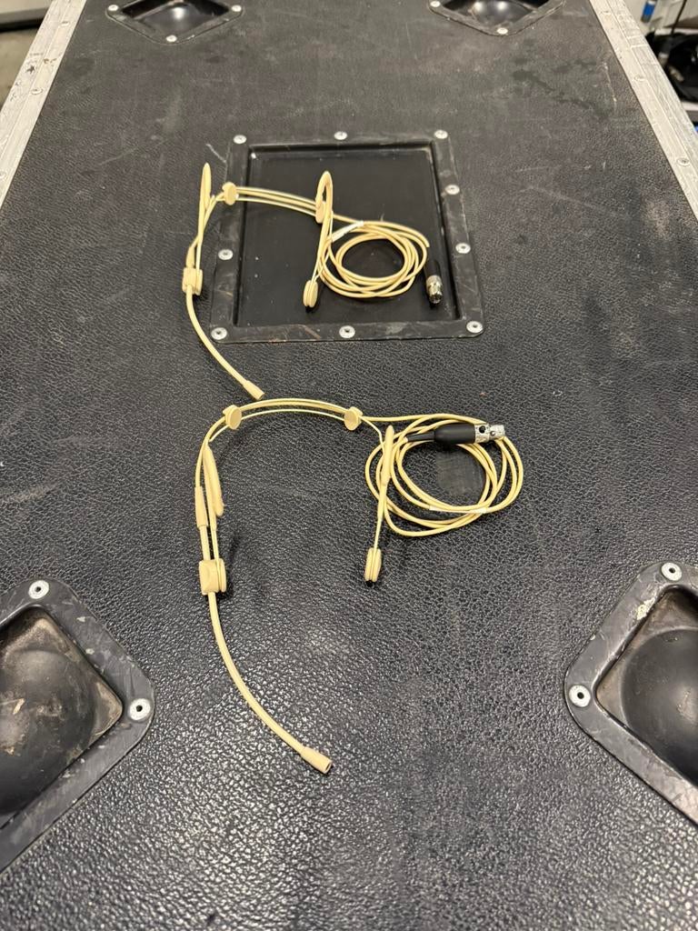 2x shure Beta 53 headset, Muziek en Instrumenten, Microfoons, Ophalen of Verzenden, Zo goed als nieuw, Zangmicrofoon, Draadloos