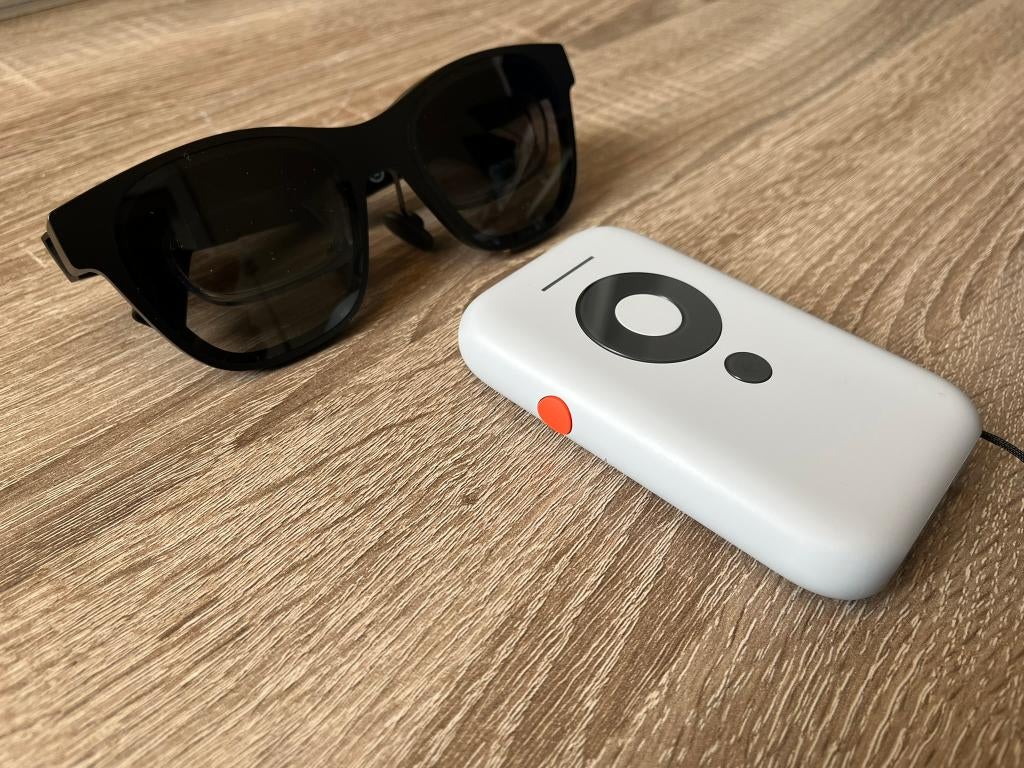 XREAL Air AR Glasses + XREAL Beam, Spelcomputers en Games, Virtual Reality, Ophalen of Verzenden, Zo goed als nieuw, VR-bril, Telefoon