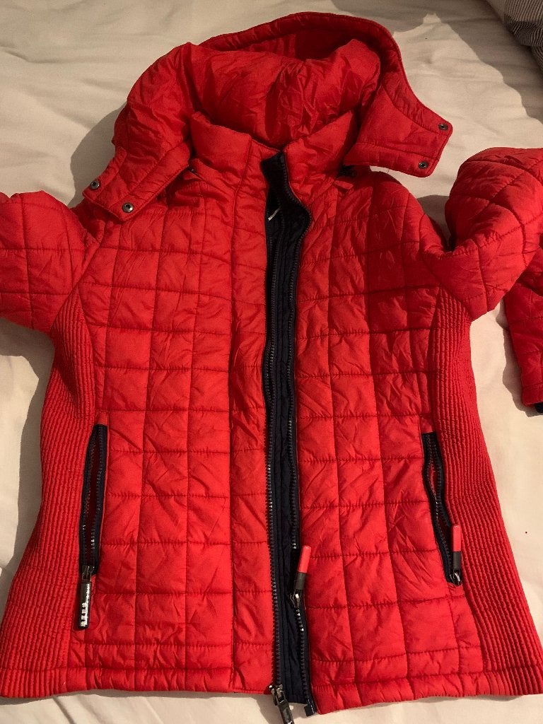 Superdry jas dames, Ophalen of Verzenden, Zo goed als nieuw, Maat 46/48 (XL) of groter, Rood