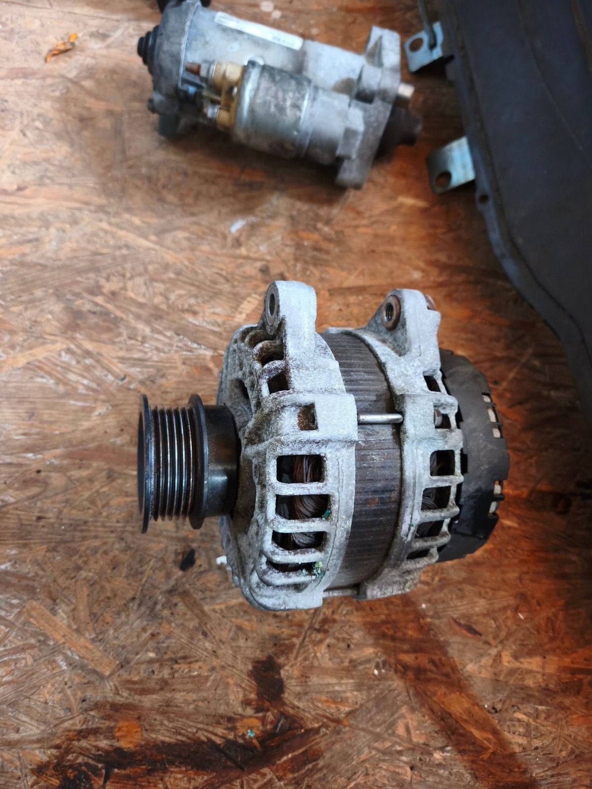Dynamo / Alternator Volvo V40 2014, Ophalen of Verzenden, Gebruikt, Volvo
