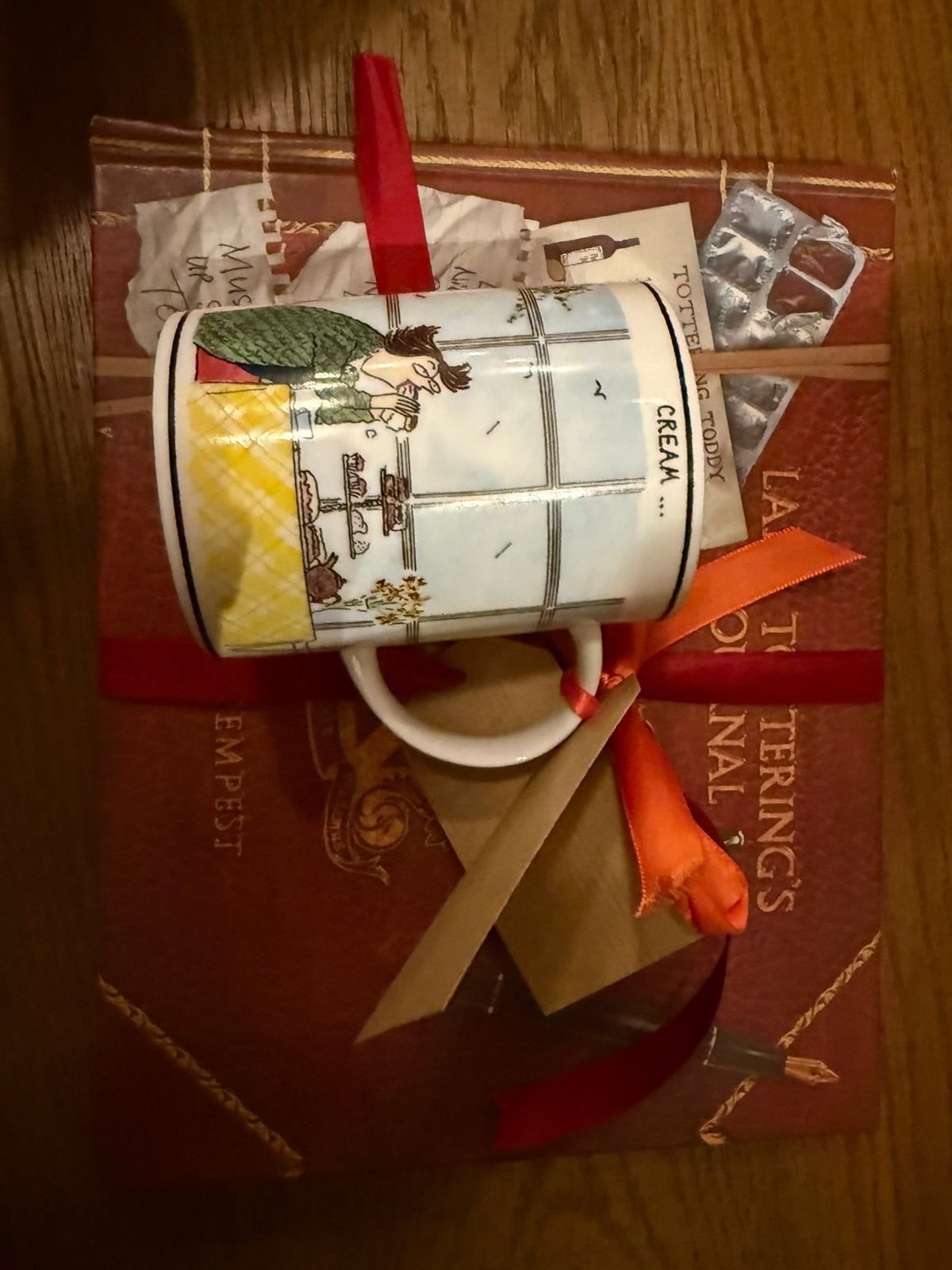 Engels, humor, Lady Tottering boek en Mok, Antiek en Kunst, Ophalen of Verzenden