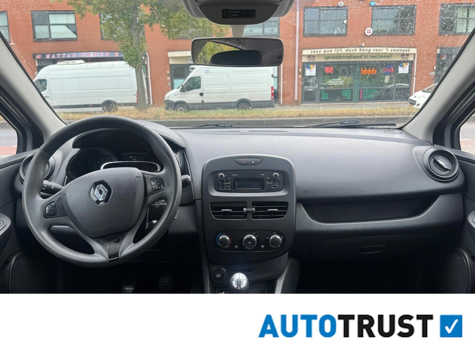 Renault Clio 0.9 TCe Authentique/airco/cruise Controle/alumi, Auto's, Voorwielaandrijving, 540 kg, Origineel Nederlands, Handgeschakeld