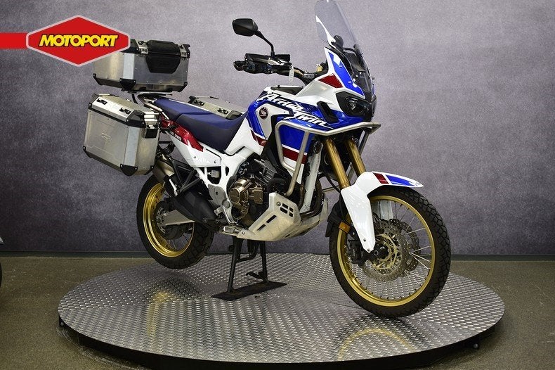 Honda CRF 1000 ADVENTURE SPORTS DCT (bj 2018), Motoren, Info@motoportwormerveer.nl, Honda Motor Europe, Crystal Bldng B-Unit B11.2 Rivium Blv200
2909 LK  Capelle aan den IJsel, NL