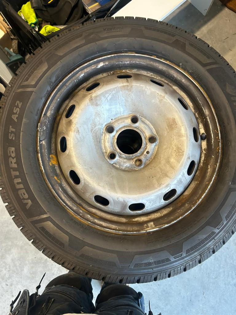 VW caddy velgen, 16”, bijna nieuwe banden., Ophalen of Verzenden, Gebruikt, Volkswagen