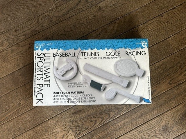 K16-WII Ultimate Sports Pack baseball-tennis-golf-racing, Ophalen of Verzenden, Gebruikt, Met 1 controller