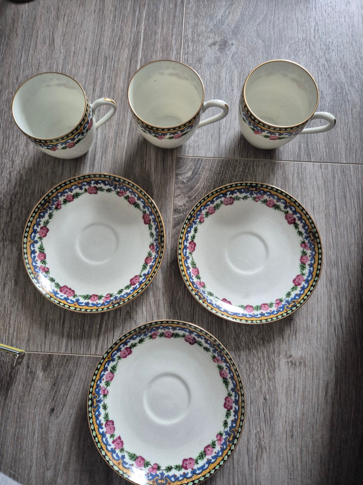 Set van 3 antieke kopjes en schotels, Limoges Frankrijk, Ophalen of Verzenden