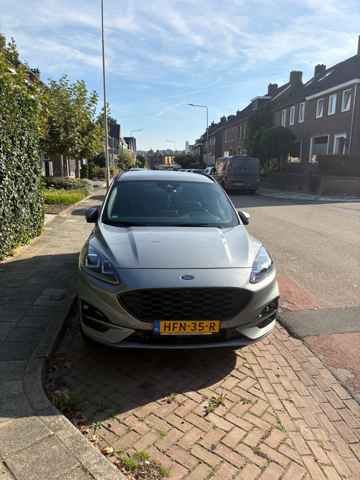 Ford Kuga 2.5 Phev E-cvt 225pk 2022 Grijs, Adaptive Cruise Control, Euro 6, 4 cilinders, Leder en Stof
