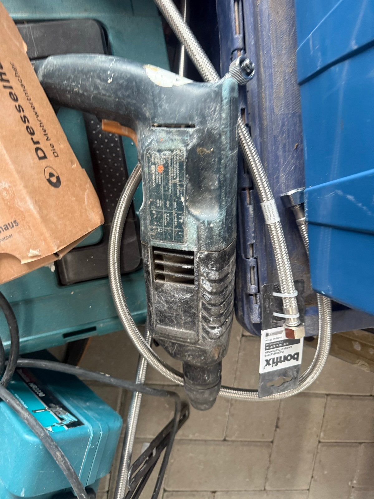 Partij gereedschap: compressor, 3 slijptollen en boormachine, Ophalen, Gebruikt, Overige typen