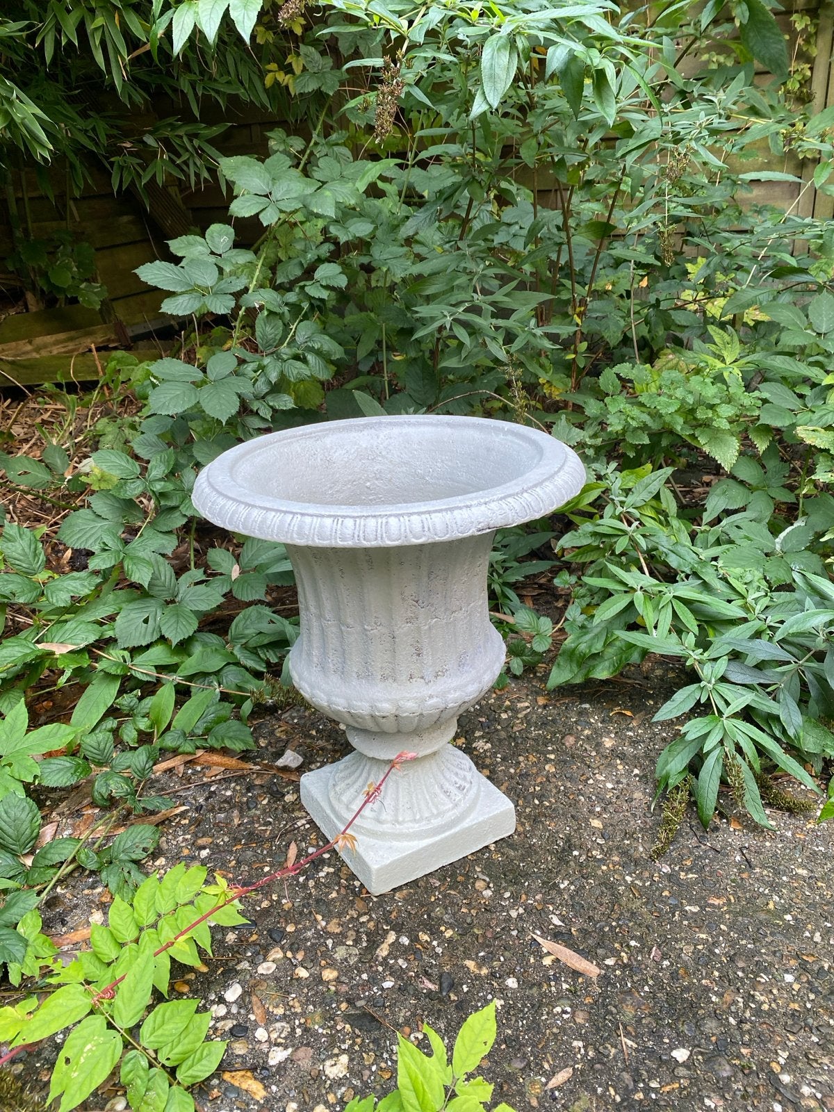 Gietijzeren tuinvaas, Steen, Balkon, Minder dan 60 cm, Rond