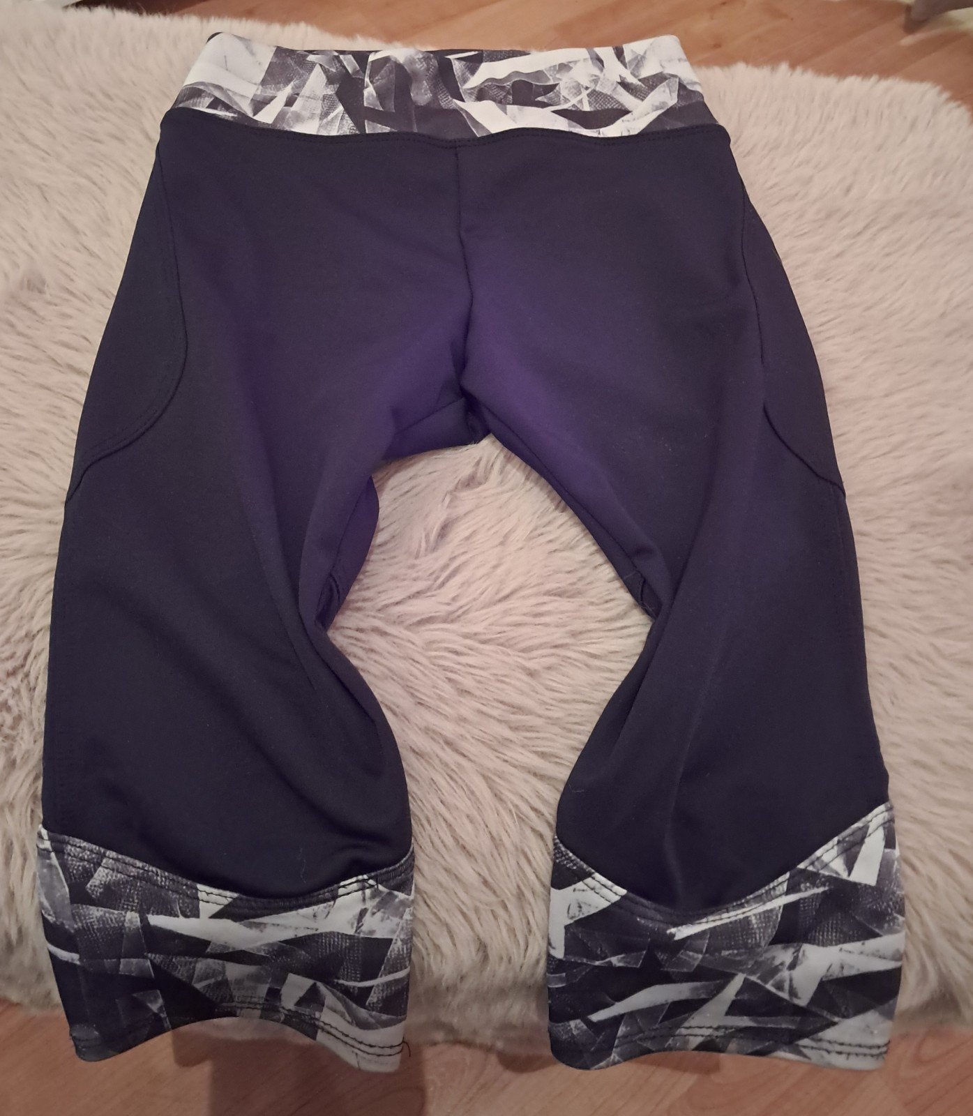 2x sportbroek meisje, Kinderen en Baby's, Kinderkleding | Maat 110, Ophalen of Verzenden, Meisje