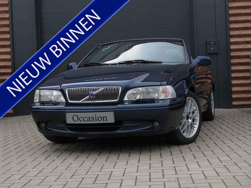 Volvo C70 Convertible 2.0 T Prestige Automaat Nieuwstaat Air, Automatische klimaatregeling, Zwart, Bedrijf, 165 pk