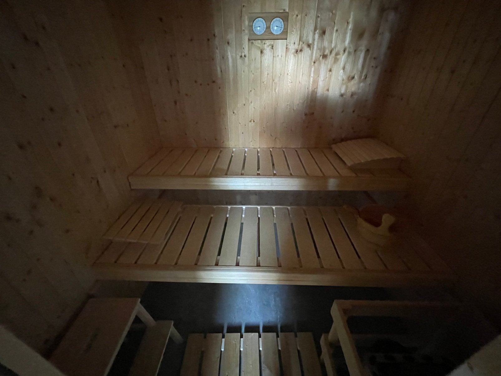Foto 3 van Elektrische Karibu sauna met opgiet en accessoires/ 2-3 pers
