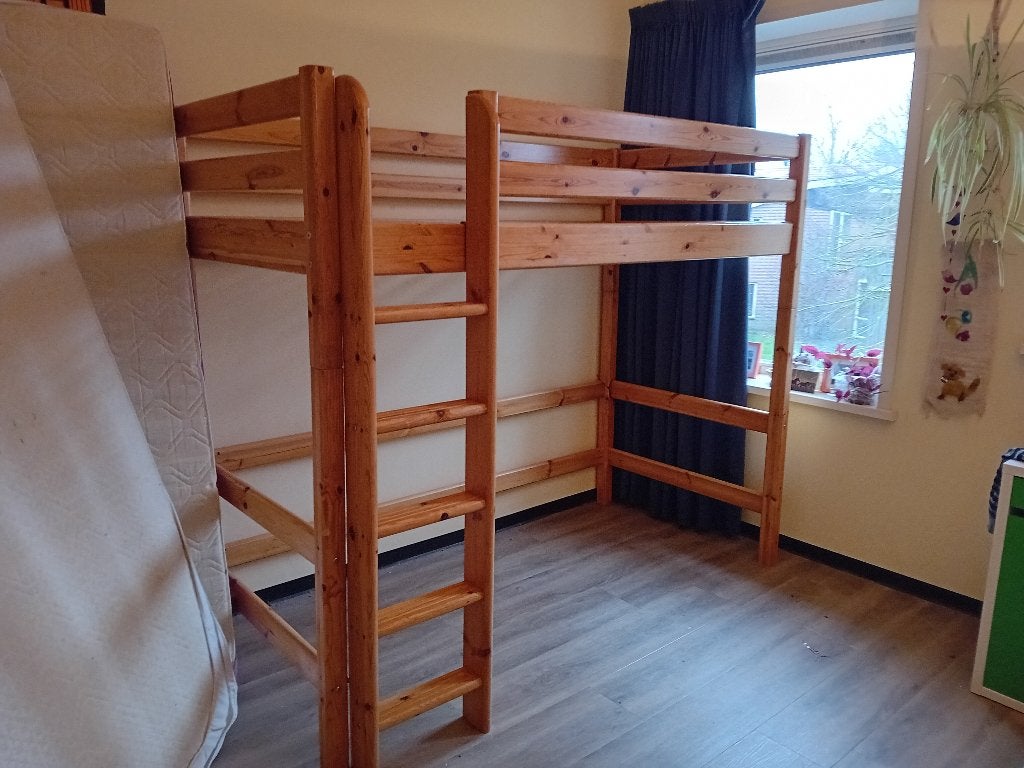 Hoogslaper, Huis en Inrichting, Ophalen, Gebruikt, Eenpersoons, 160 tot 180 cm