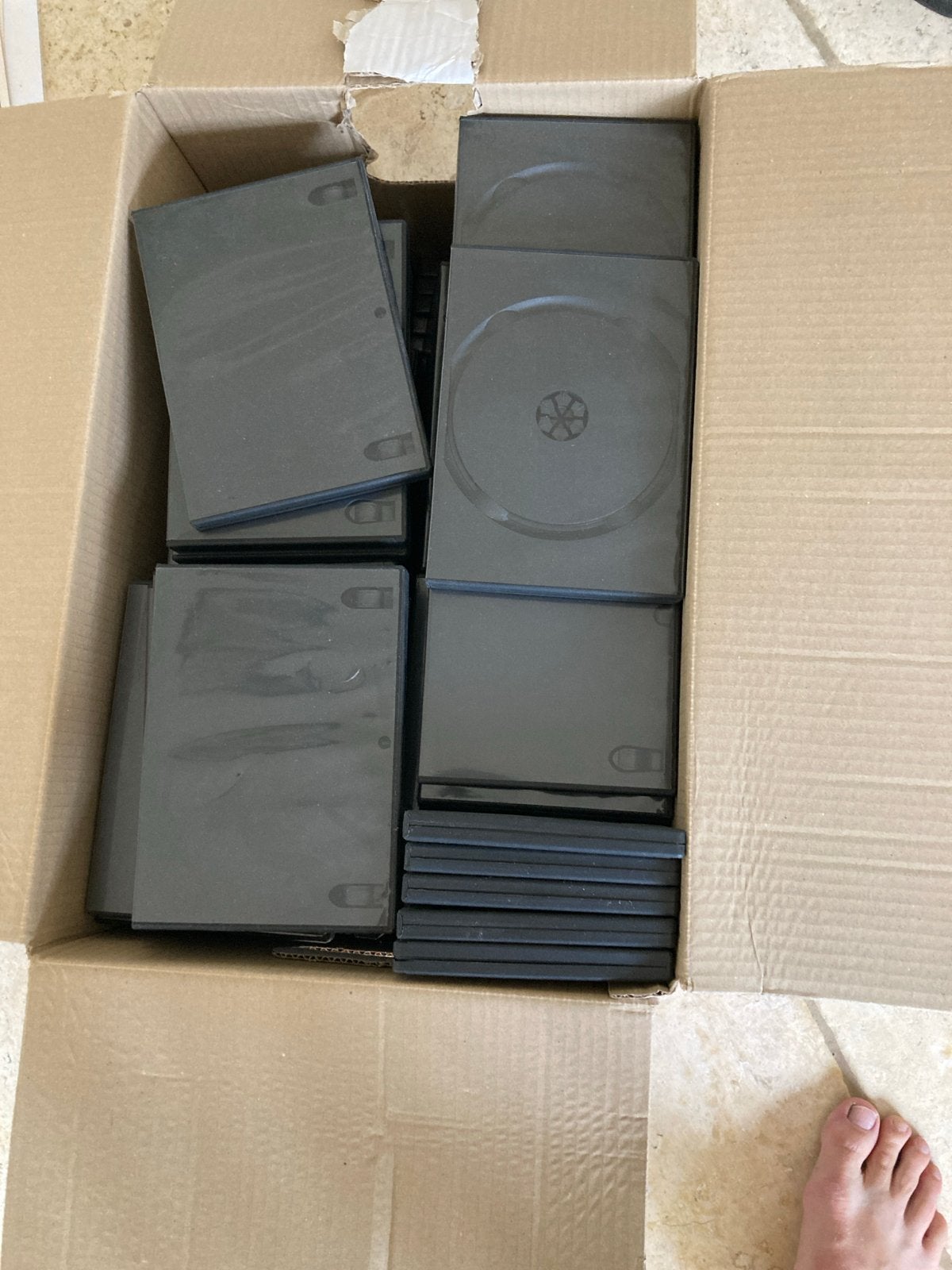 GRATIS AF TE HALEN Verhuisdoos vol lege dvd doosjes, Ophalen, Nieuw, Dvd