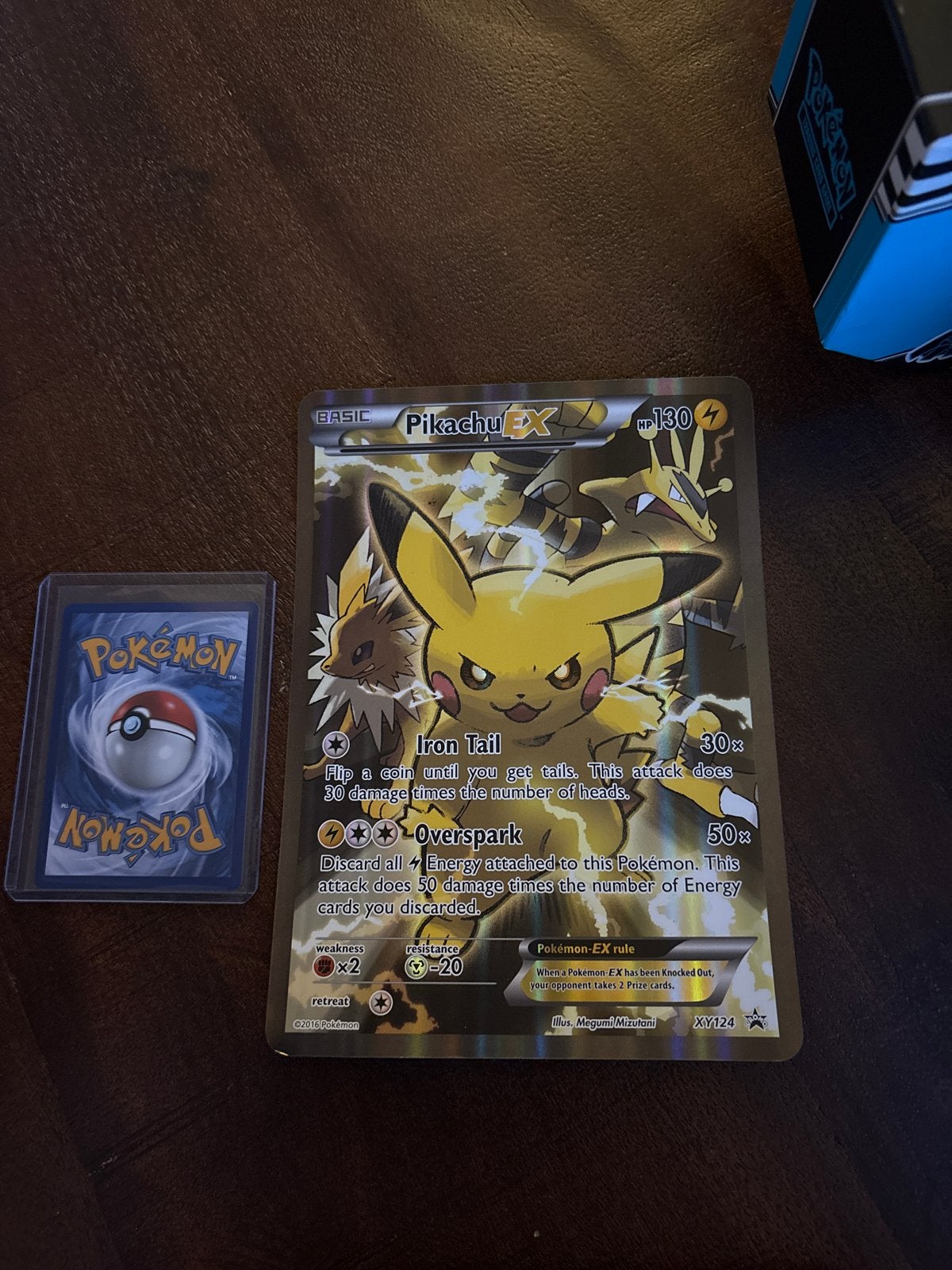 Pikachu EX XY124 Promo Pokémon Kaart - Zo Goed als Nieuw, Ophalen, Zo goed als nieuw, Losse kaart, Foil