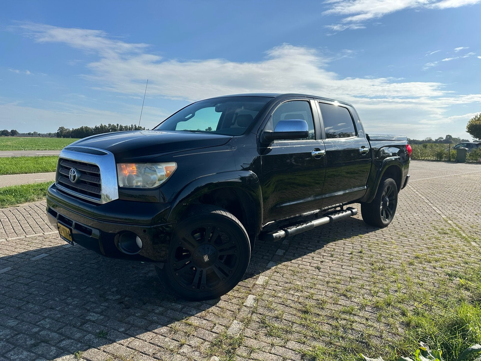 Toyota Tundra 5.7 V8 Crew Cab 2008, Auto's, Automaat, 8 cilinders, 2880 kg, Zwart
