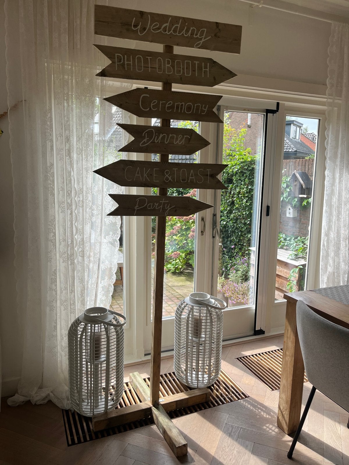 Houten Wegwijzer voor Bruiloft of Feest - Handgemaakt, Ophalen, Gebruikt, Versiering, Geboorte of Huwelijk