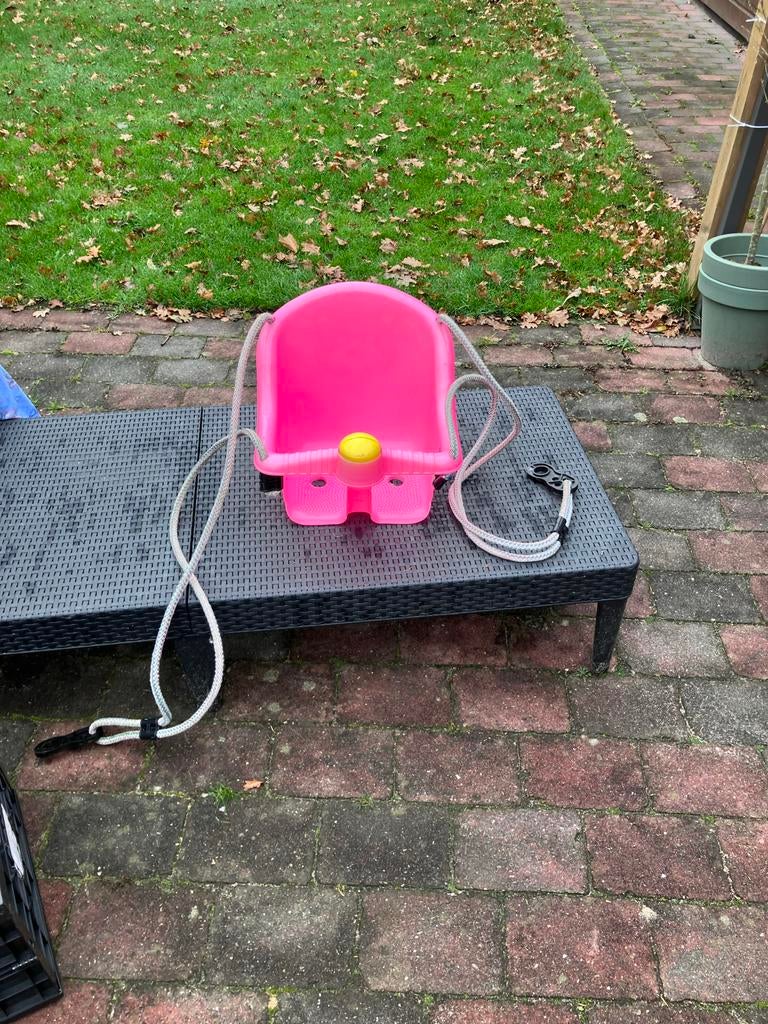 Roze babyschommel voor buiten - Zo goed als nieuw, Ophalen of Verzenden, Zo goed als nieuw, Schommel