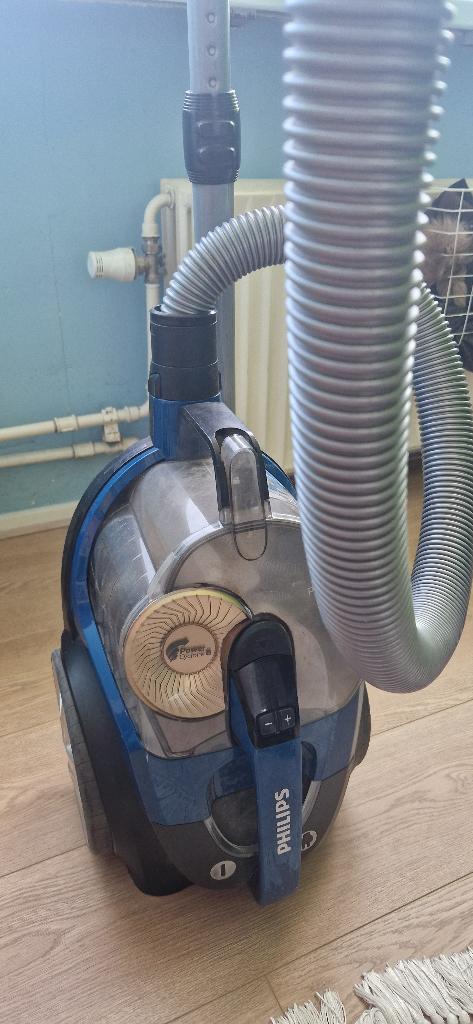 Zakloze stofzuiger Philips. DEFECT!, Ophalen, Niet werkend, Reservoir, Philips