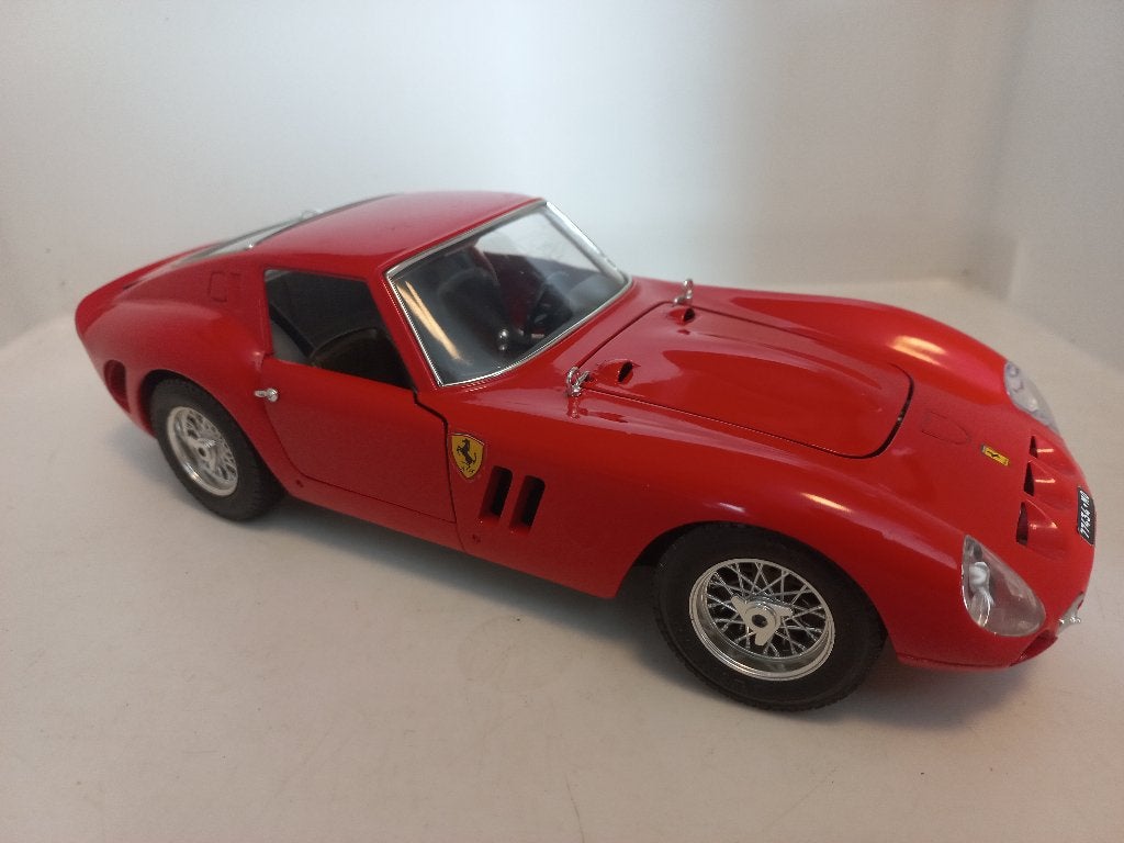 Ferrari GTO 1962 Bburago 1:18 modelauto 147, Ophalen of Verzenden, Zo goed als nieuw, Auto, Bburago