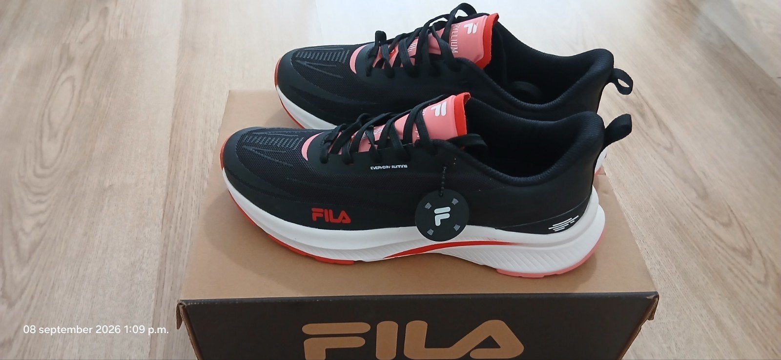 Nieuw Fila sneakers maat 39, Ophalen, Zwart, Nieuw, Sneakers of Gympen