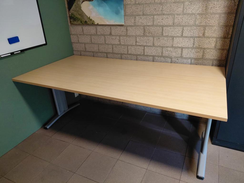 In hoogte verstelbaar bureau 200x100 cm houtlook, Huis en Inrichting, Bureaus, Ophalen
