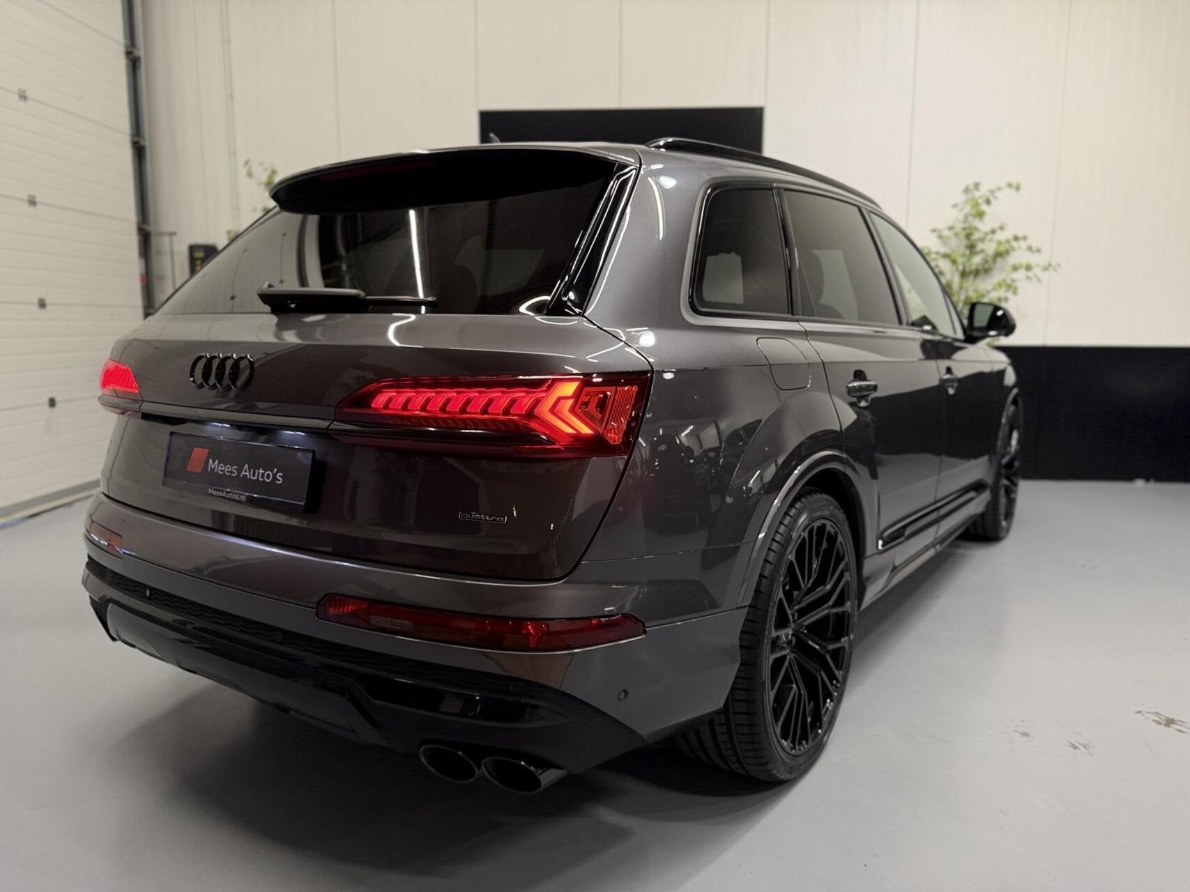 Audi Q7 55 TFSI e quattro Pro Line Plus|B&O|Pano|Luchtv|22", Automaat, Gebruikt, 2995 cc, Plug-in hybride
