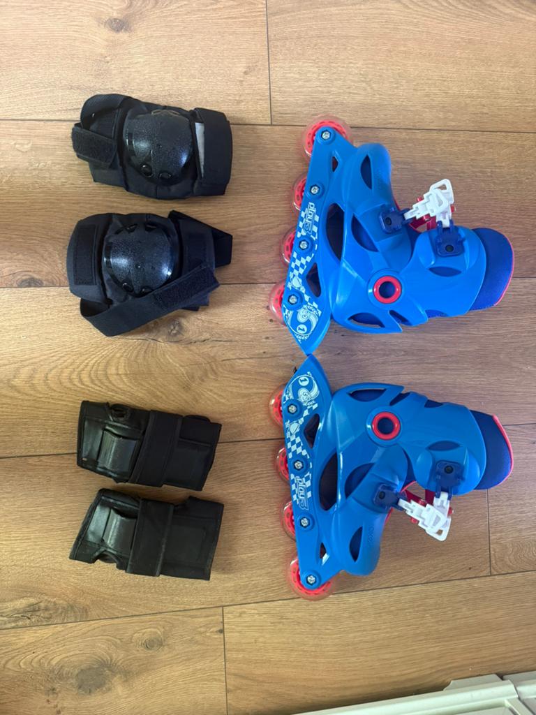 Kinder skeelers maat 25-27, Kinderen en Baby's, Speelgoed | Buiten | Rolschaatsen, Ophalen of Verzenden, Zo goed als nieuw