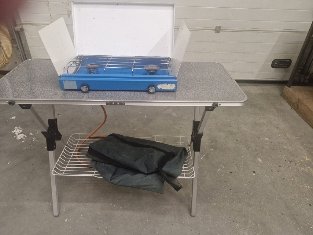 Kampeer gasstel met opvouwbare tafel, Ophalen, Gebruikt
