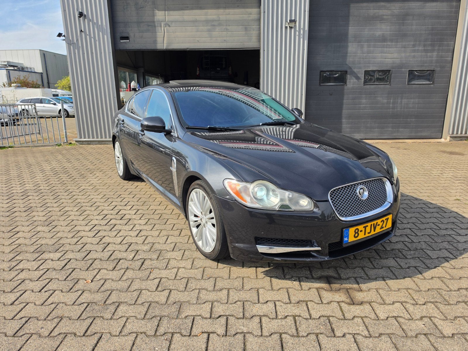 Jaguar XF 3.0 D V6 AUT 2011 Grijs, Auto's, Automaat, Euro 5, Zwart, 2993 cc