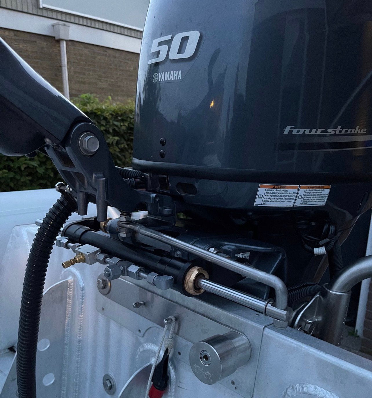 hydraulische stuurdemper voor buitenboordmotor met bigtiller, Ophalen of Verzenden, Zo goed als nieuw, Motor en Techniek, Motorboot