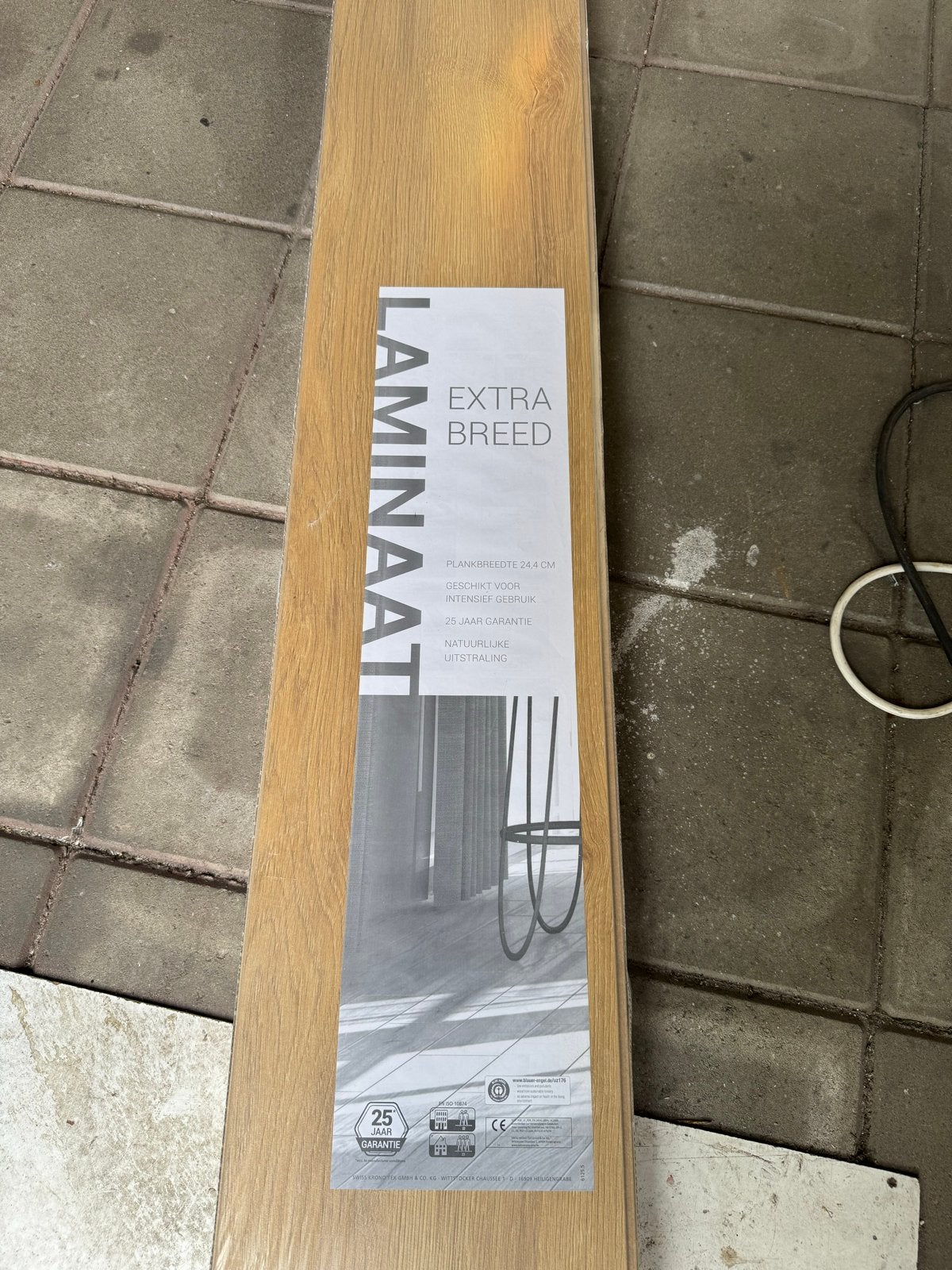 Laminaat extra breed + ondervloer + plinten NIEUW, Ophalen, Nieuw, 10 m² of meer, 10 tot 30 cm