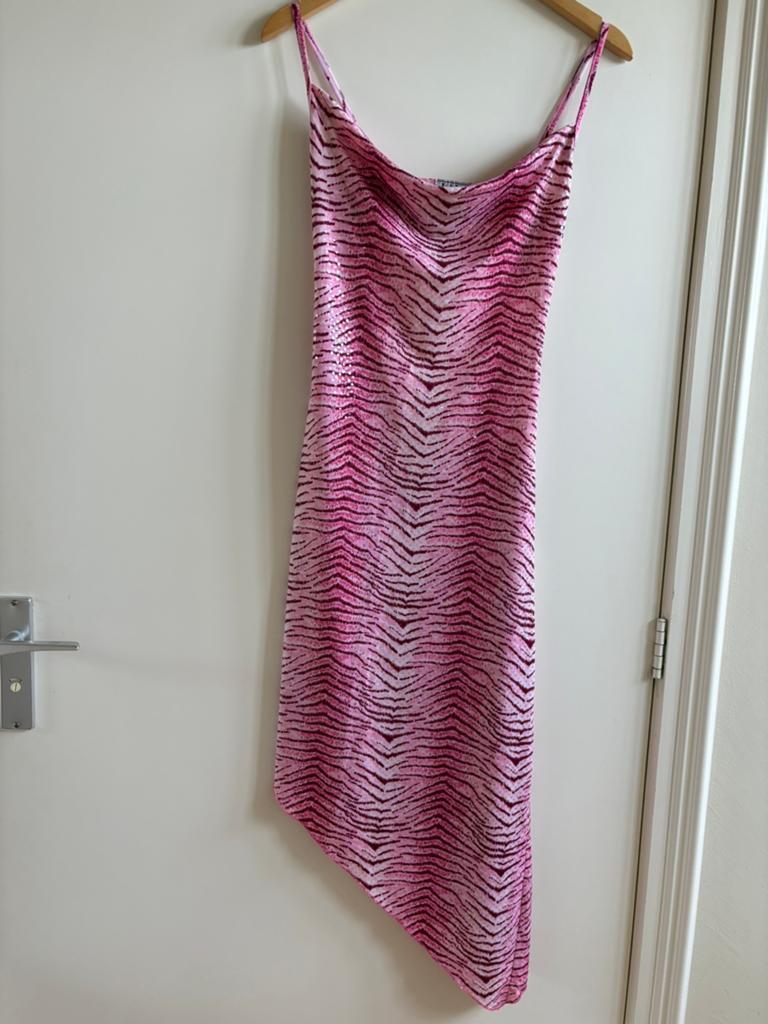 Sexy glanzend zebraprint jurkje, Zwart, Ophalen of Verzenden, Zo goed als nieuw, Maat 36 (S)