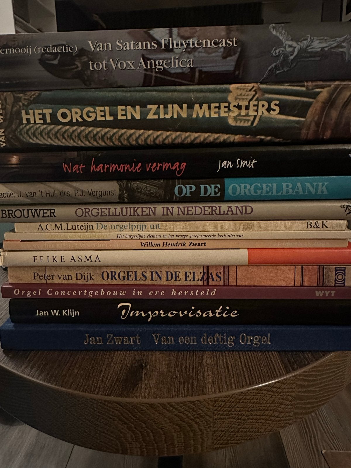 Collectie boeken over kerkorgels en organisten, Ophalen, Gelezen, Instrument