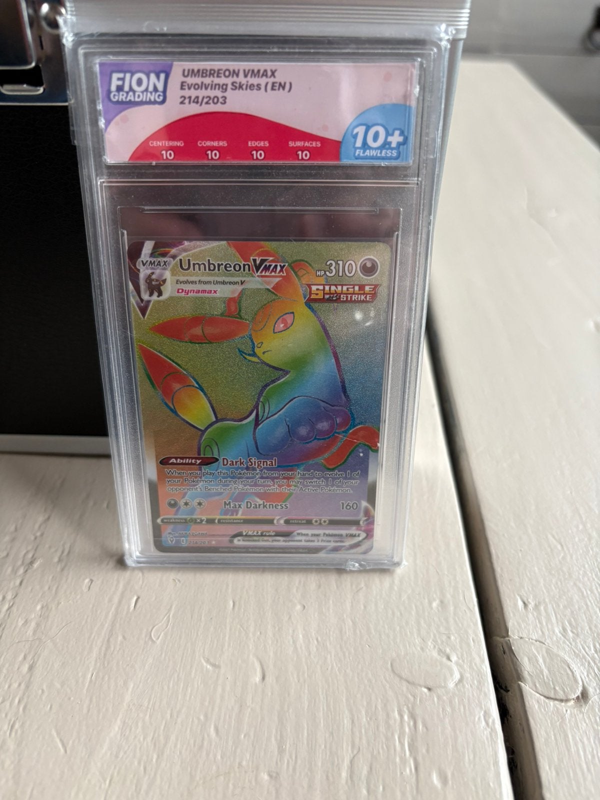 Umbreon vmax rainbow grade 10, Ophalen of Verzenden, Zo goed als nieuw, Meerdere kaarten, Foil