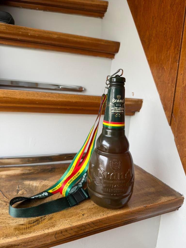 Brand bier samba fles carnaval, Ophalen of Verzenden, Zo goed als nieuw, Feestartikel, Carnaval