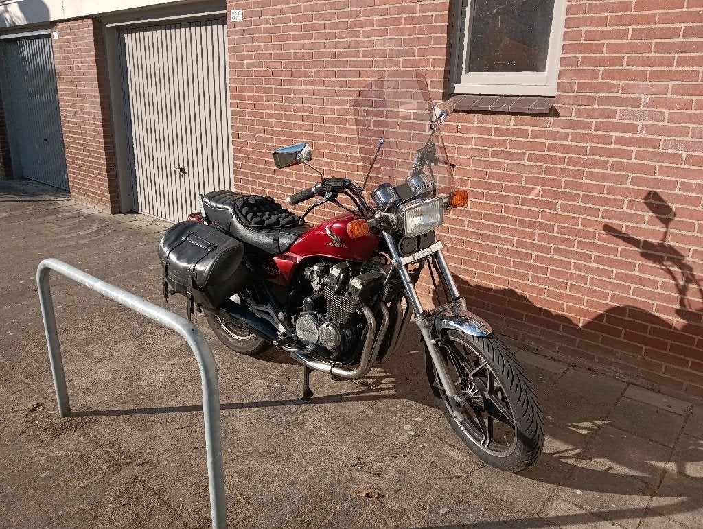 Honda CB 550 SC Nighthawk (D) PC09 1983 -- START NIET, Cardan-aandrijving, Occasion, 4 cilinders, Particulier